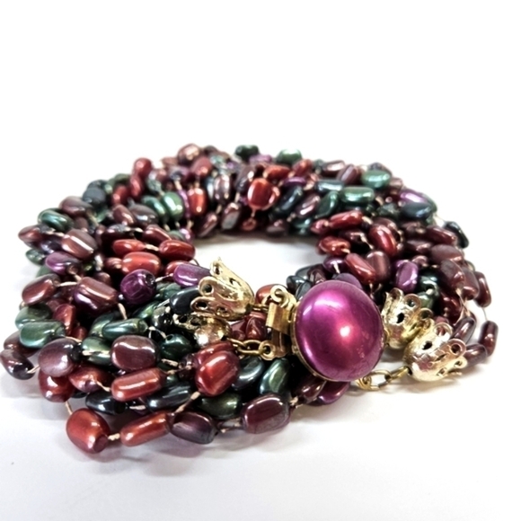 VINTAGE Plastic Beaded Burgundy & Green Twisted Box Clasp Necklace Hong Kong - Picture 2 of 6